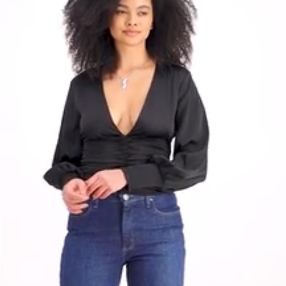 BAR III V-Neck Ruched Blouse size 0 Cupid Button Closure Long Sleeve black - Picture 4 of 15